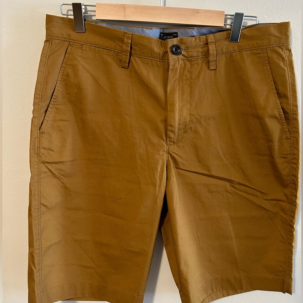 J Crew men’s shorts brown 33 waist, 11 inseam - New